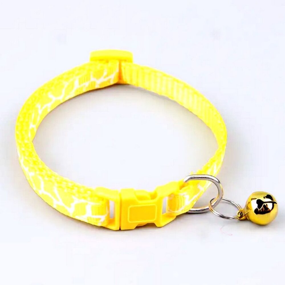 Belen Kutest Yellow Giraffe Pattern Cat Collar with Bell and Toys Gift Package - Picture 5 of 10